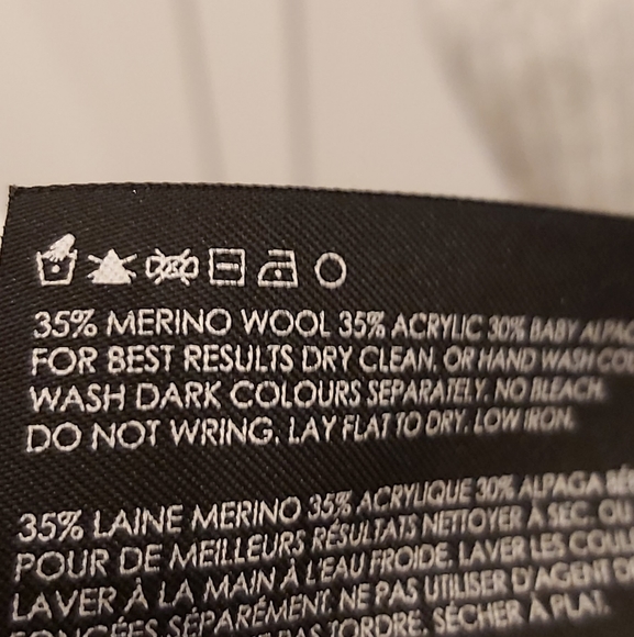 Club Monaco sweater dress/ Tunic - Picture 4 of 7